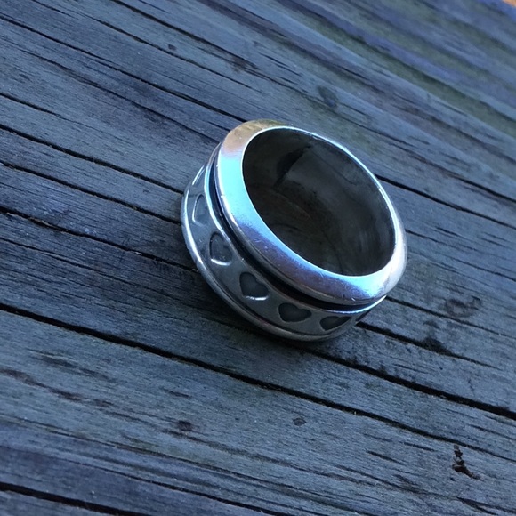 925  Solid Sterling Silver Ring with Hearts - Picture 6 of 12